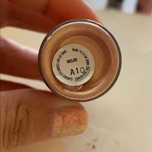 MAC Cosmetics Makeup - MAC Pigment In Melon MAC Cosmetics Makeup - MAC Pigment In Melon